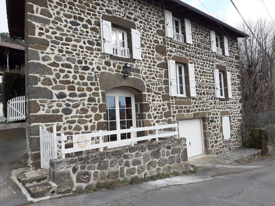 Maison Du Soleil Chez Isa Polignac  Экстерьер фото
