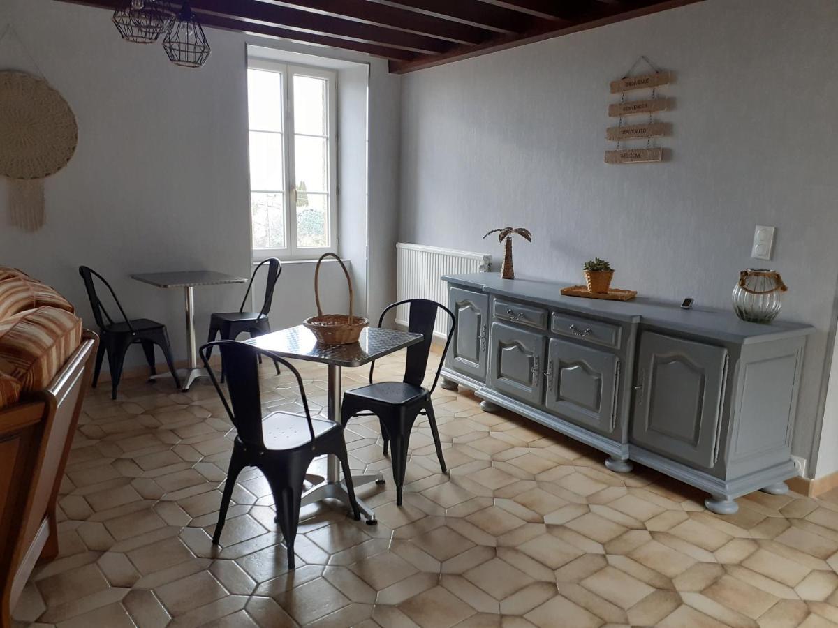 Maison Du Soleil Chez Isa Polignac  Экстерьер фото