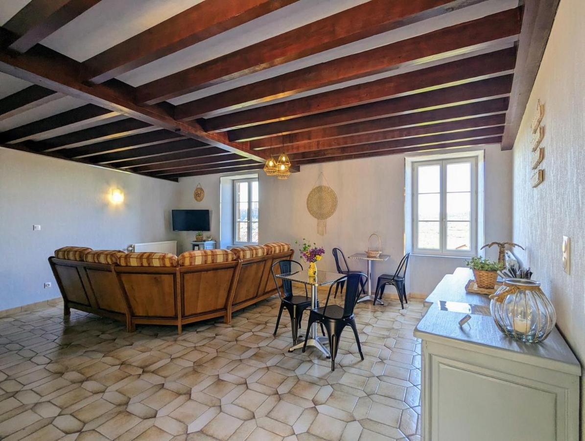 Maison Du Soleil Chez Isa Polignac  Экстерьер фото